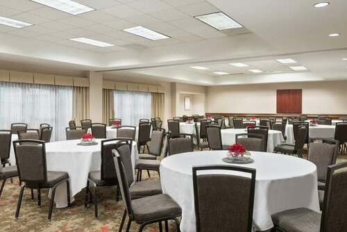 Гостиница Homewood Suites by Hilton Raleigh/Crabtree Valley в Роли