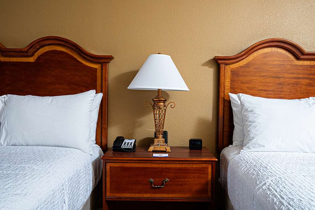 Фото Hampton Inn Charleston-Historic District