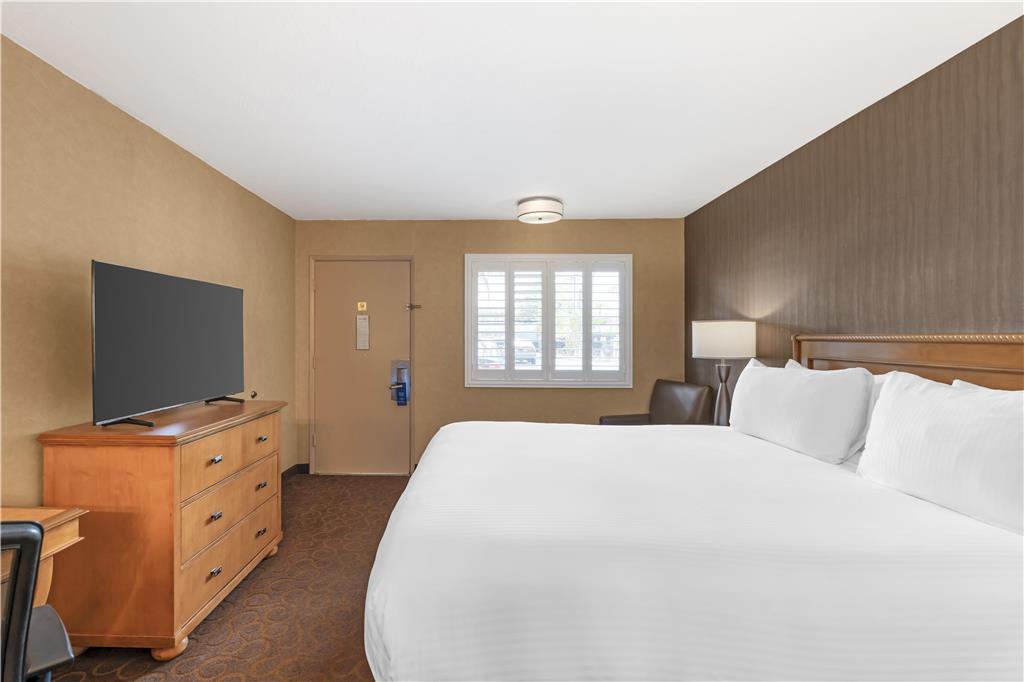 Фото Best Western Plus Pavilions