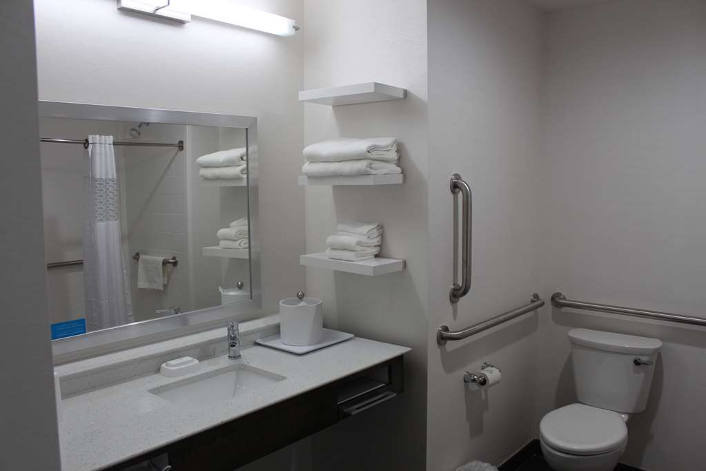 Фото Hampton Inn & Suites Guthrie