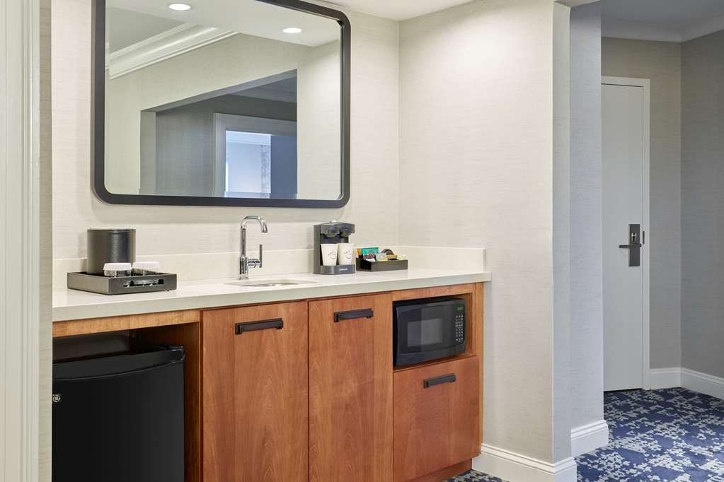 Фото Embassy Suites by Hilton Washington D. C. – Convention Center
