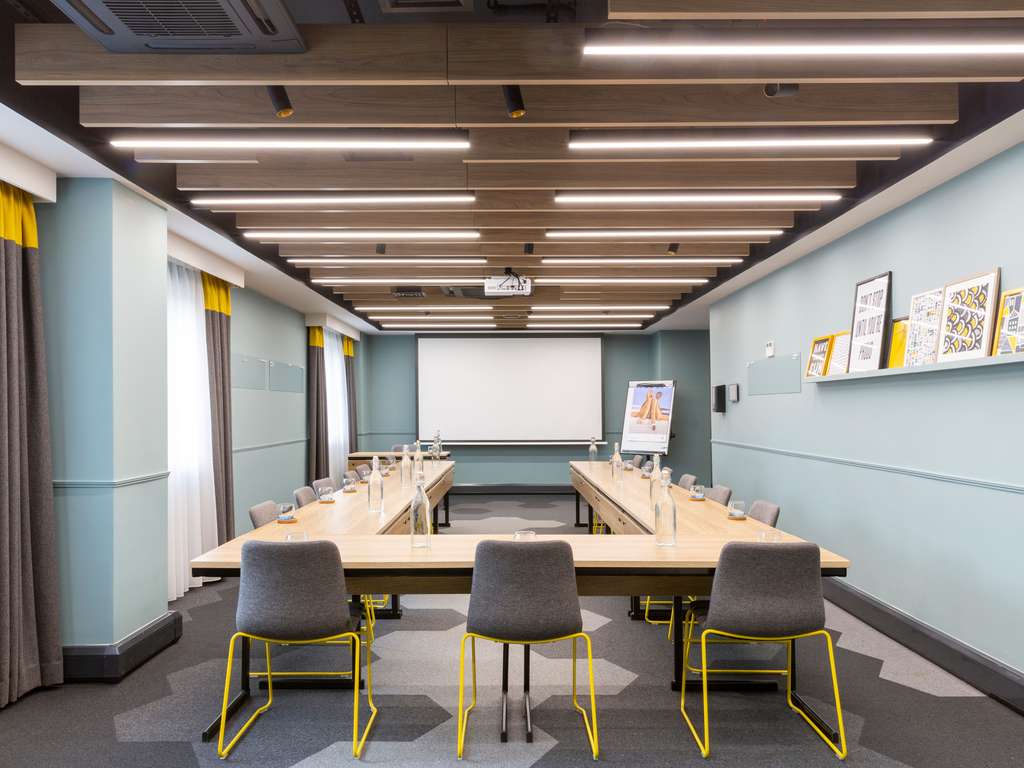 Фото Novotel London Bridge Hotel