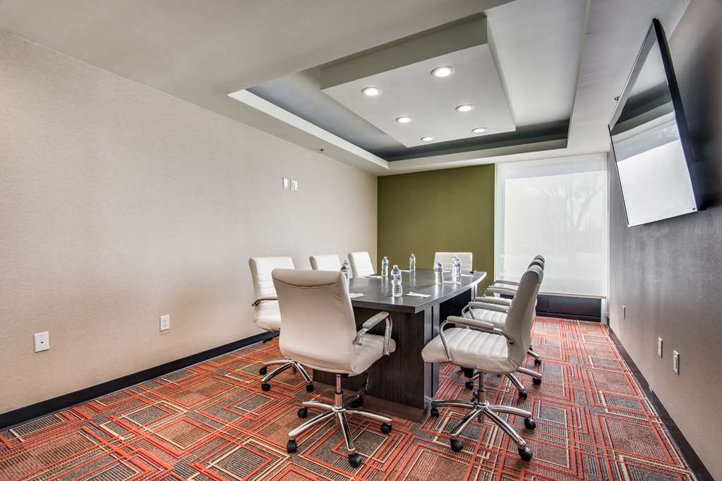 Фото Home2 Suites by Hilton Dfw Airport South Irving