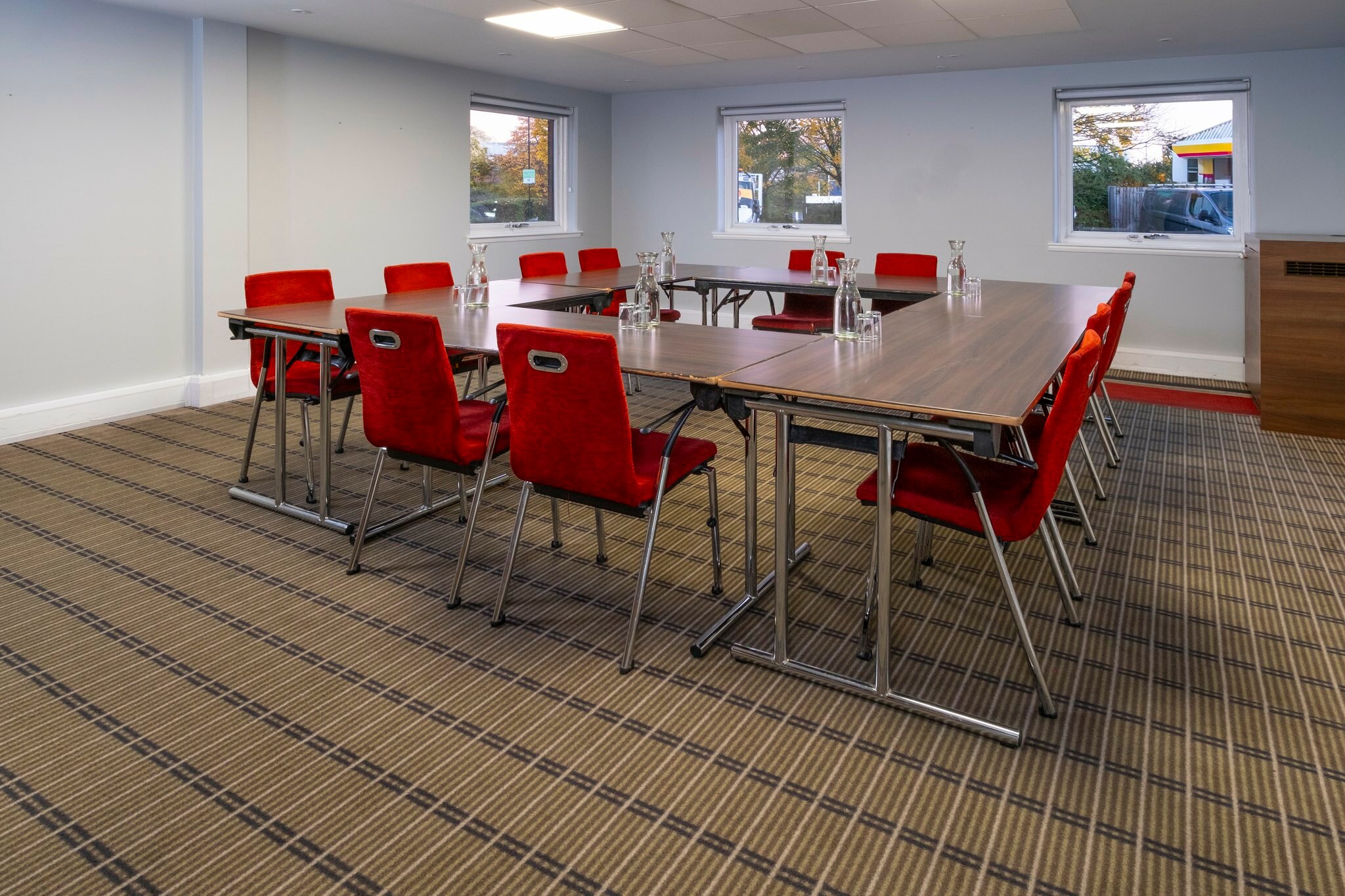Фото Holiday Inn Express Birmingham - Oldbury, an Ihg Hotel