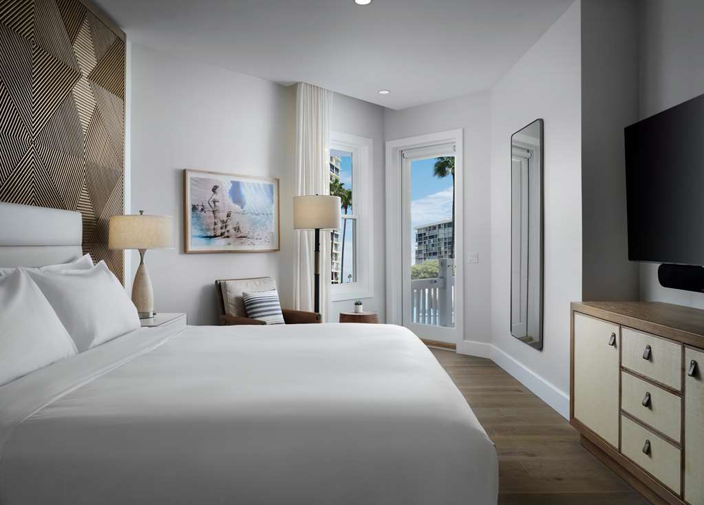 Фото Beach Village at The Del, Curio Collection by Hilton