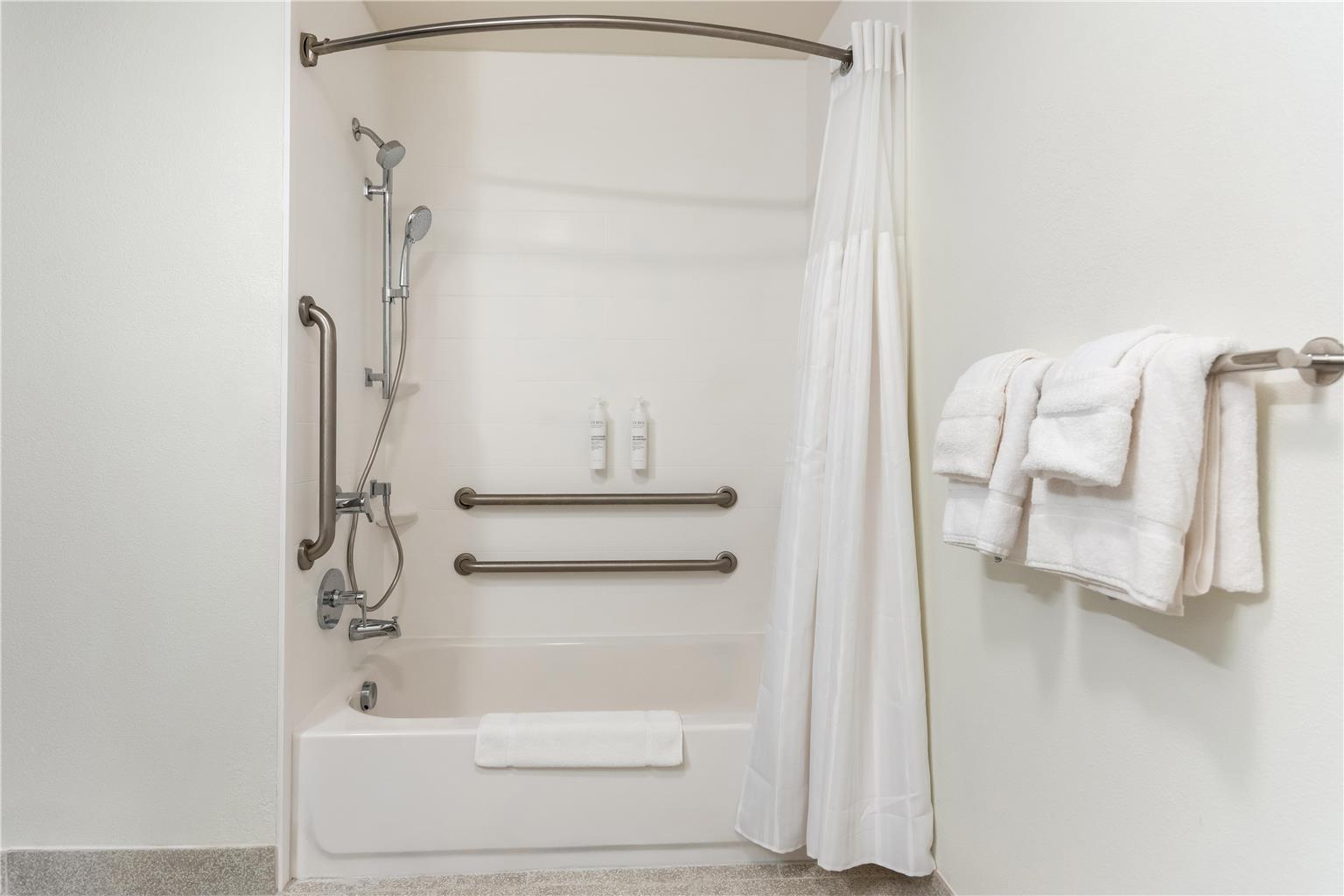 Фото Comfort Inn & Suites Dothan East