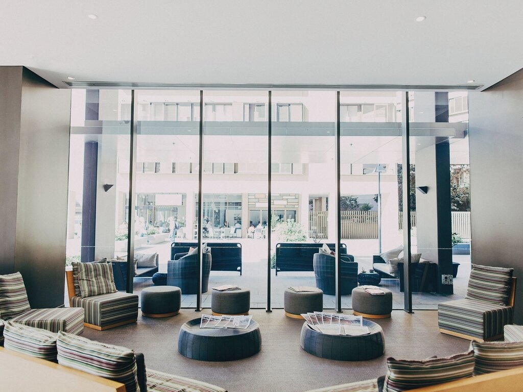 Фото Novotel Newcastle Beach