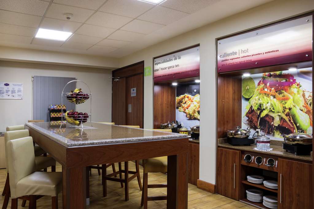 Фото Hampton Inn by Hilton San Juan del Rio