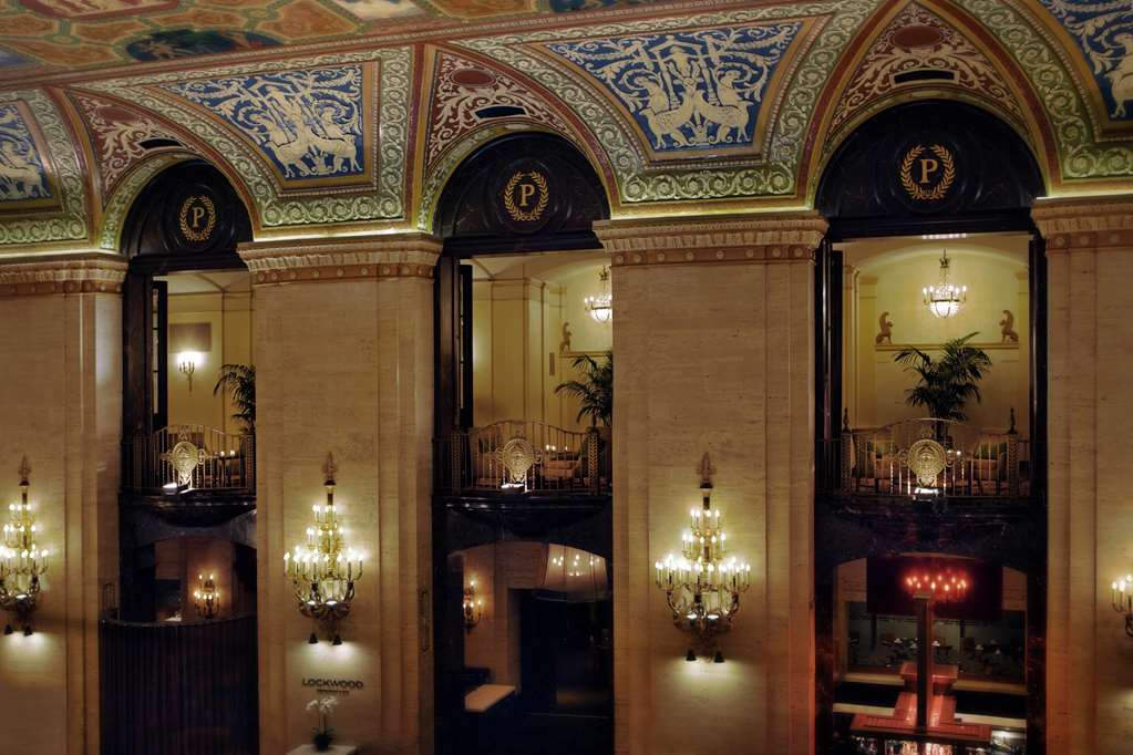 Фото The Palmer House Hilton