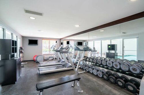 Гостиница Hilton Garden Inn Louisville East в Луисвилле