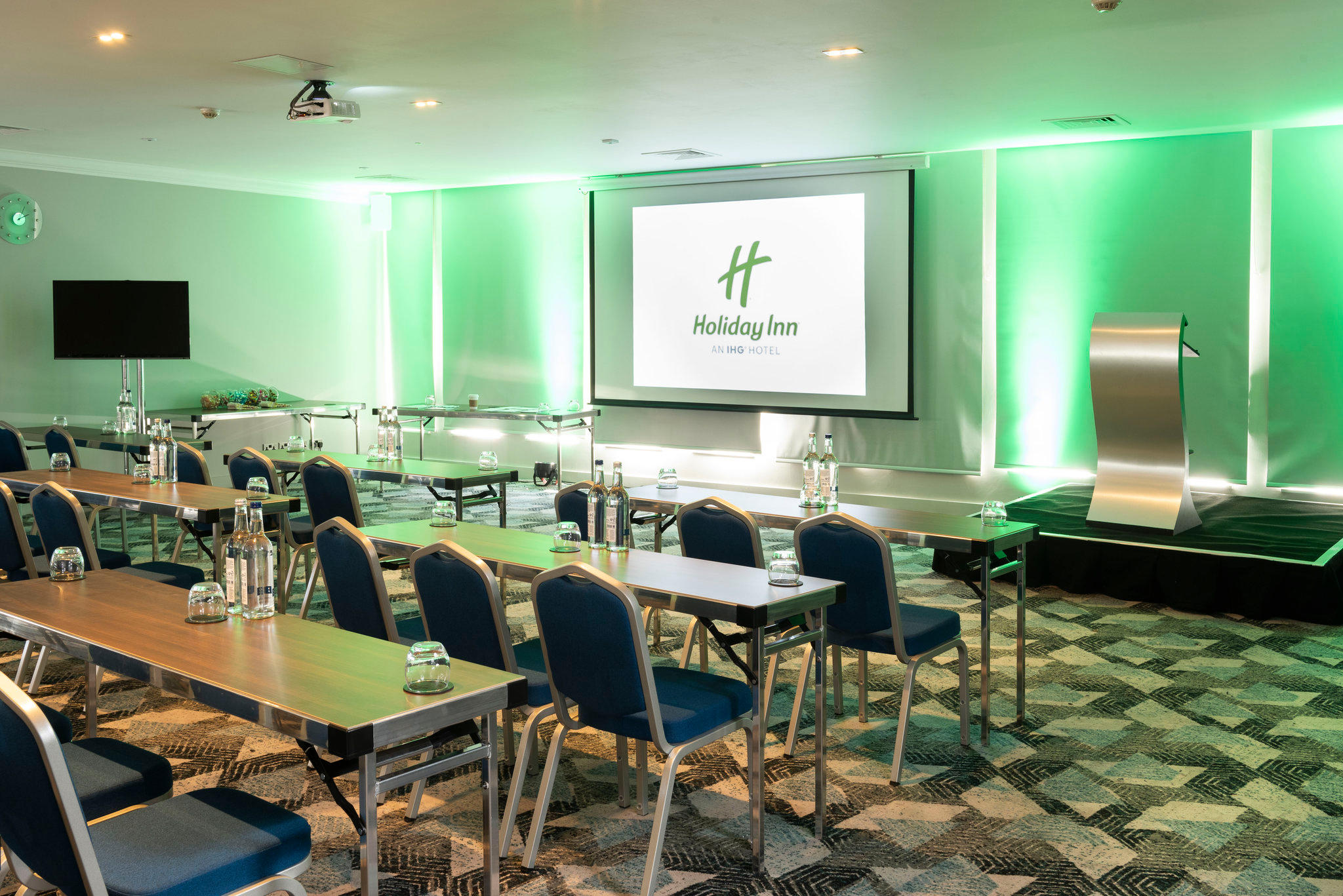 Фото Holiday Inn Birmingham M6 Jct7