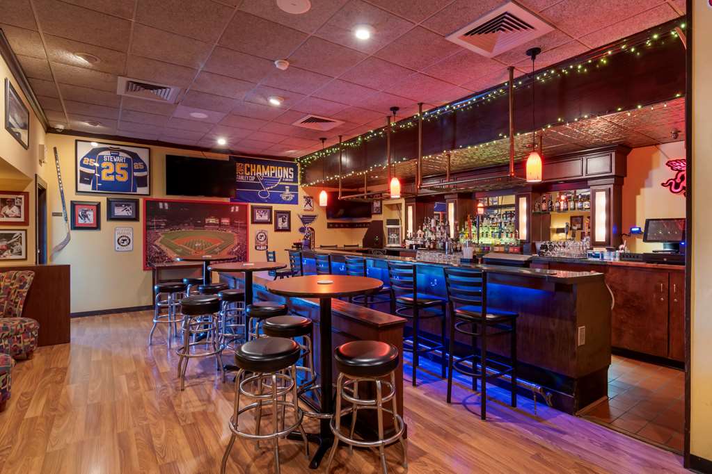 Фото Best Western Kirkwood Inn