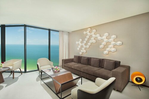 Гостиница Wyndham Garden Ajman Corniche в Эмирате Аджман