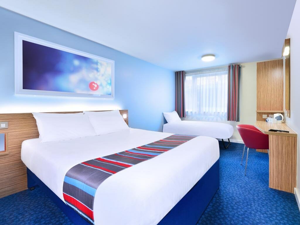 Hotel Travelodge Chichester Central, Chichester, photo
