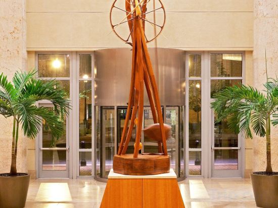 Фото The Westin Alexandria Old Town