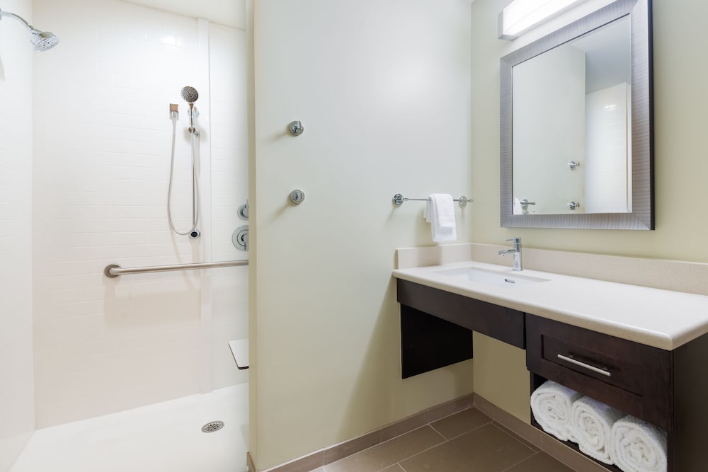 Фото Staybridge Suites Miami International Airport, an Ihg Hotel