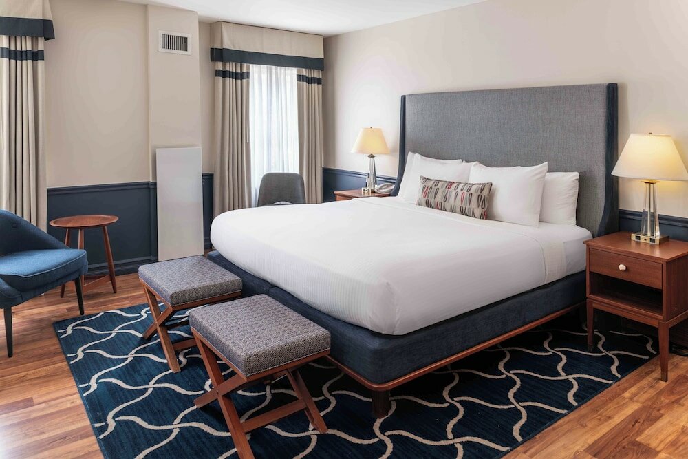 Фото Portland Harbor Hotel