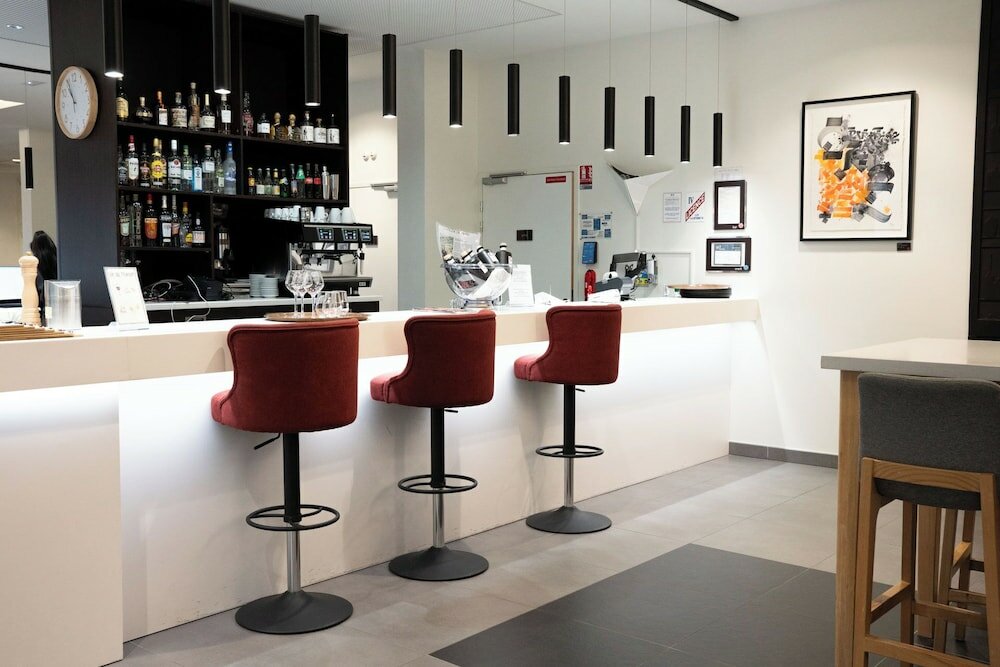 Фото Hampton by Hilton Toulouse Airport