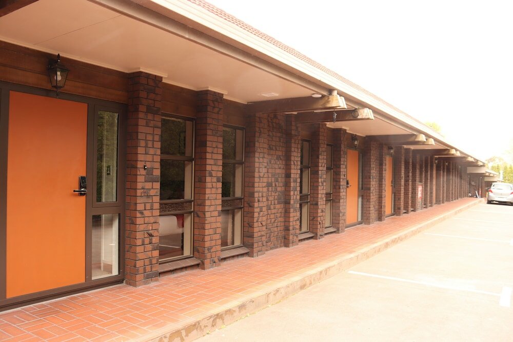 Фото Beetham Park Motel