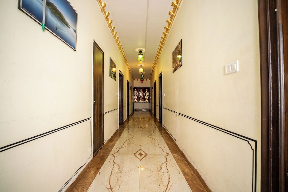 Фото Hotel Laxmi Niwas