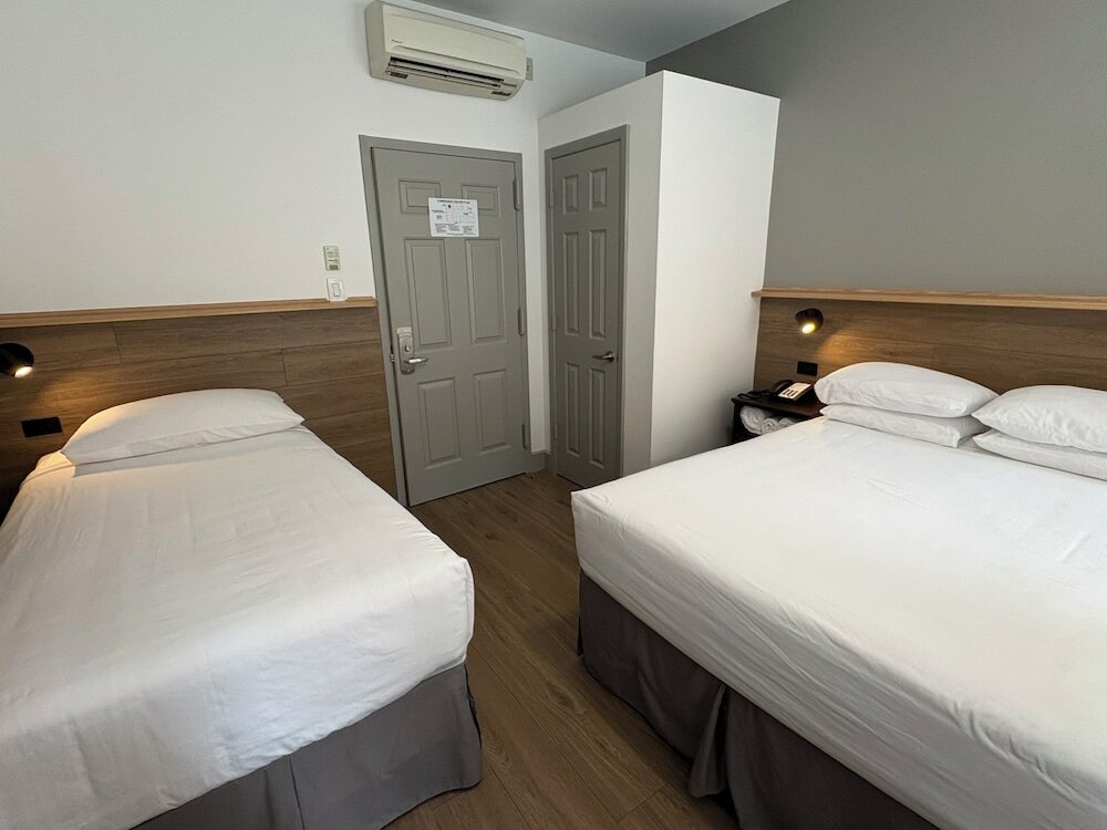Фото Americana Inn