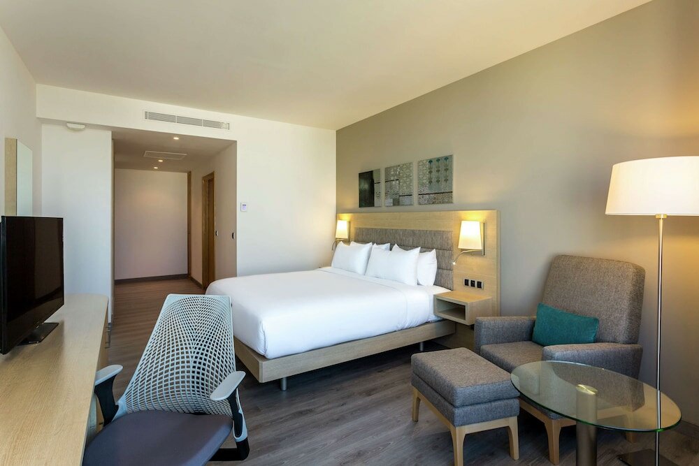 Фото Hilton Garden Inn Tanger City Center 