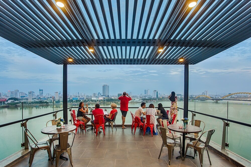 Фото Avora Hotel