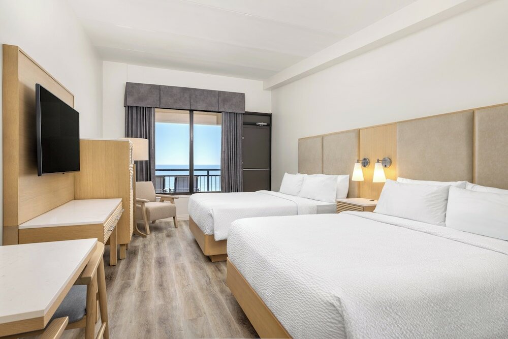 Фото Holiday Inn Resort: Galveston-On The Beach, an Ihg Hotel