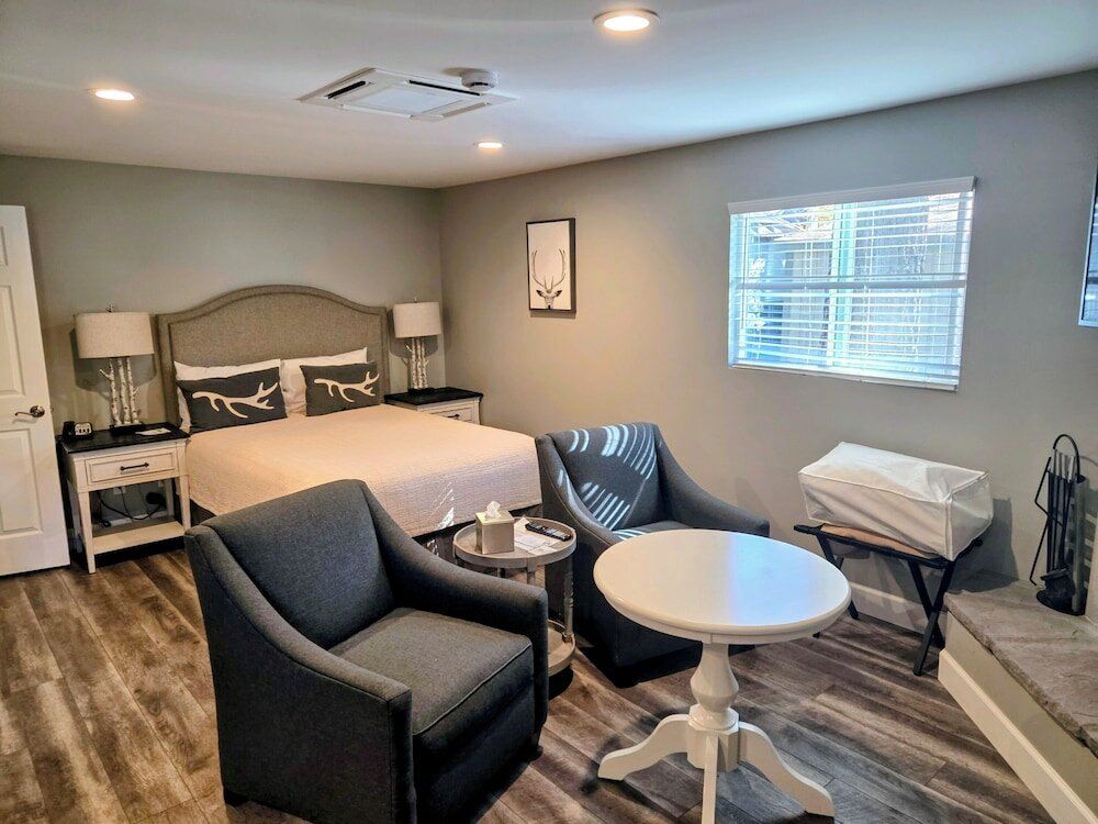 Фото Big Bear Frontier