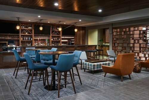 Внешний вид отеля Four Points by Sheraton Chicago Schaumburg в Шаумбурге, фото 4