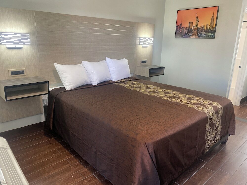 Фото Mayfair Inn