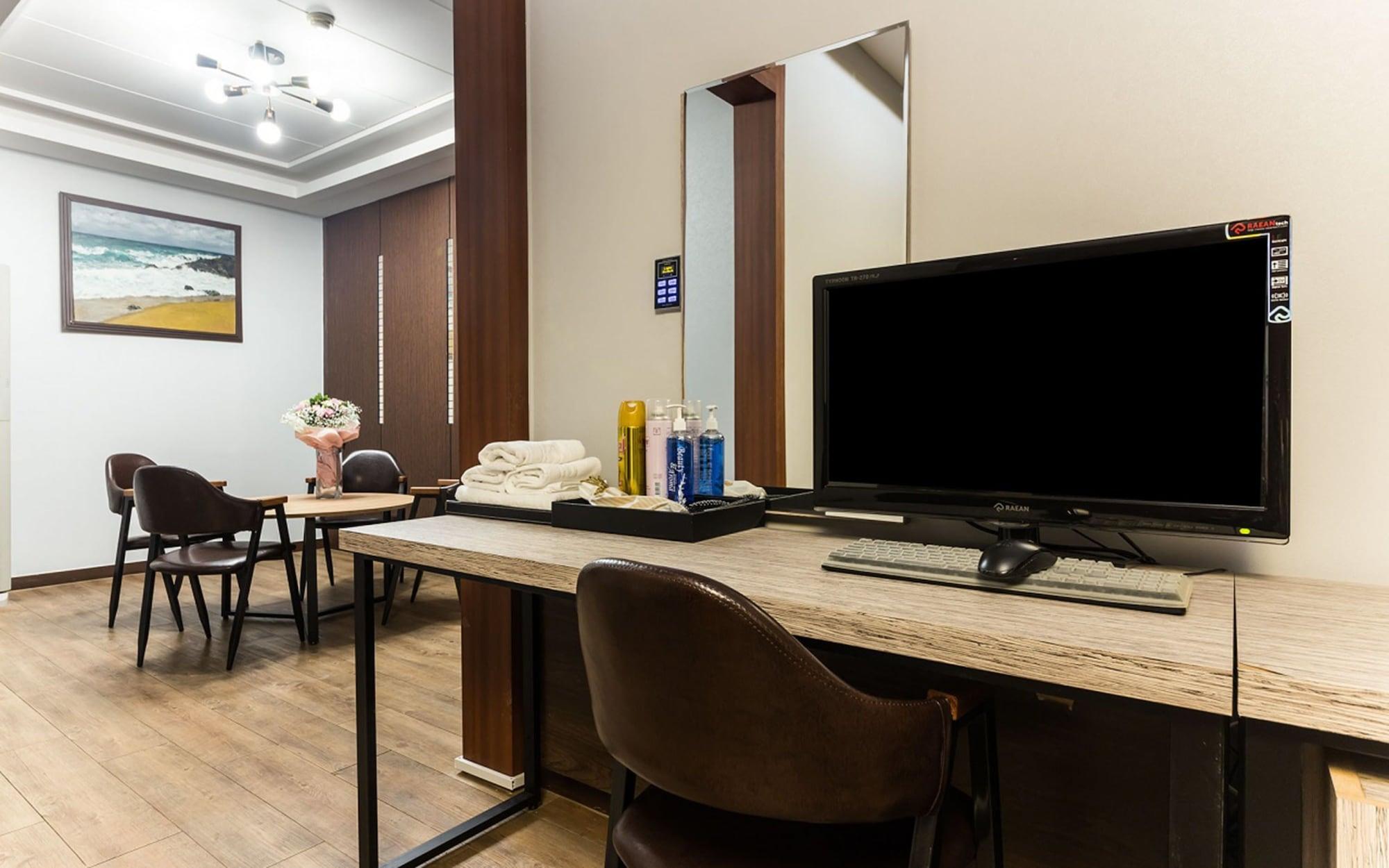 Фото Hotel No. 1