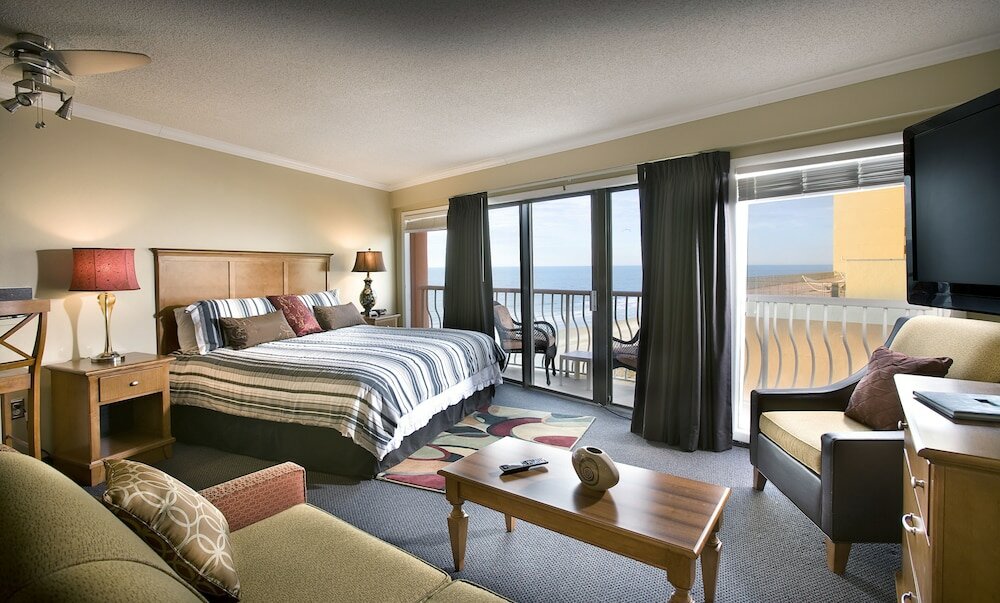 Фото The Caravelle Resort