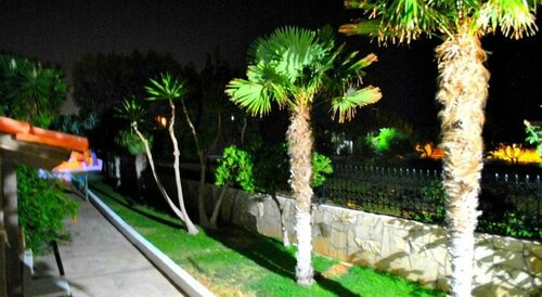 Гостиница Ariadni Apartments в Картеросе