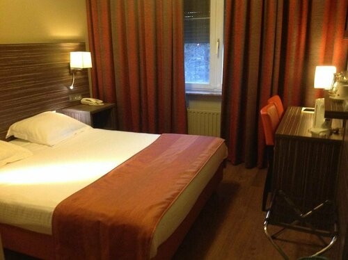 Гостиница Hotel Castel в Генте