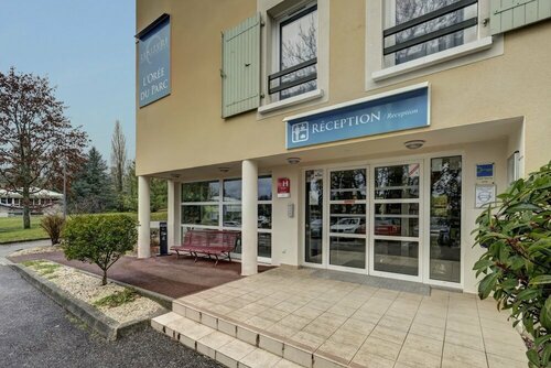 Апартаменты Zenitude Hôtel - Résidences L'Orée du Parc в Же