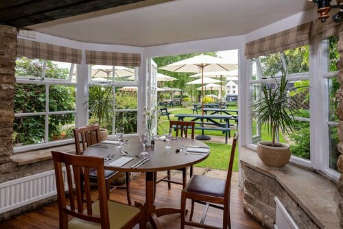 Гостиница Corinium Hotel & Restaurant в Сиренсестере