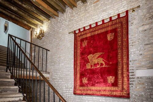 Апартаменты Locanda Leon Bianco on the Grand Canal в Венеции
