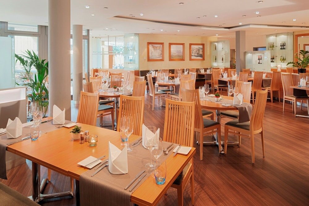 Фото Movenpick Hotel Munchen Airport