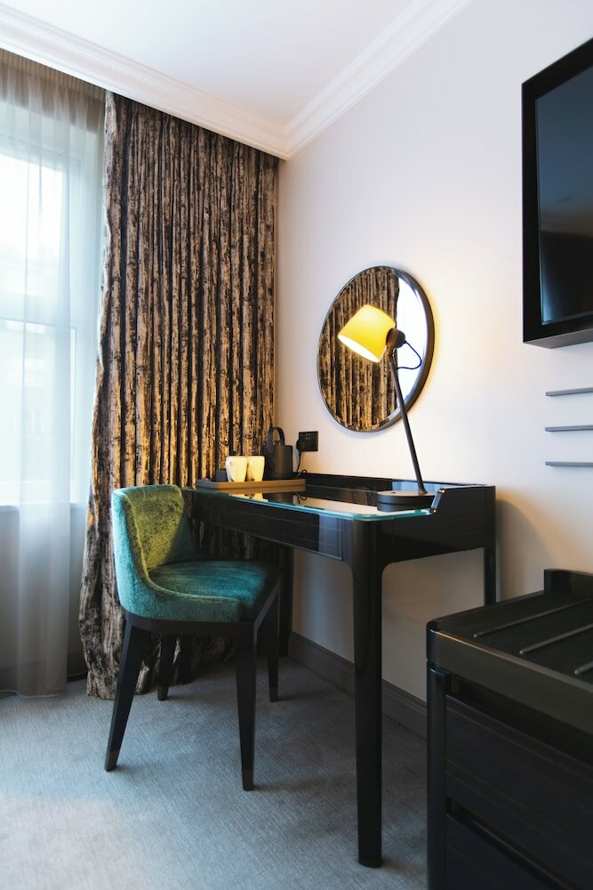 Фото The Rathbone Hotel, Fitzrovia