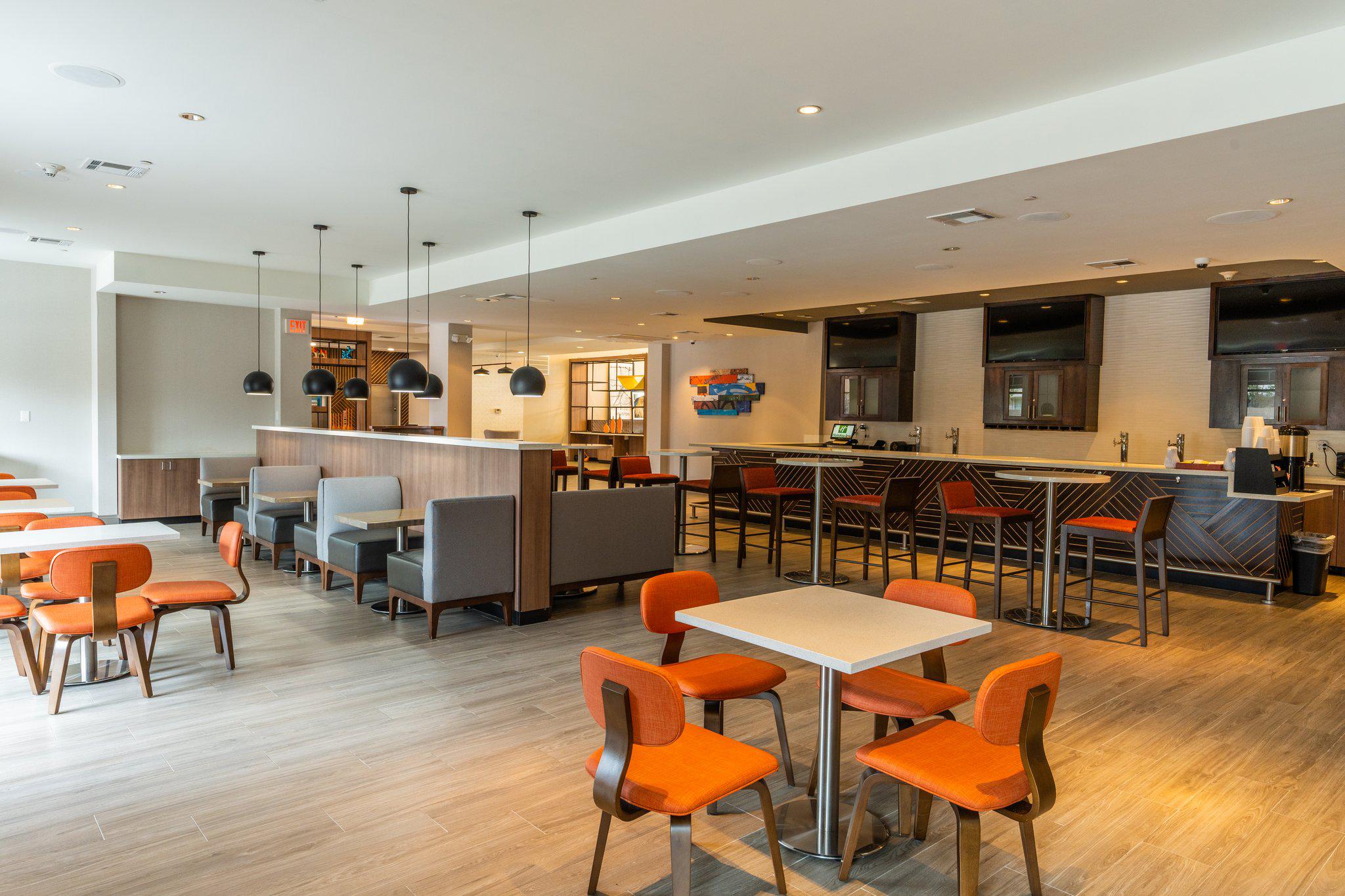 Фото Holiday Inn Hou Energy Corridor Eldridge, an Ihg Hotel