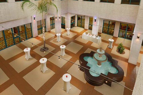 Гостиница Hilton Phoenix Airport в Темпе