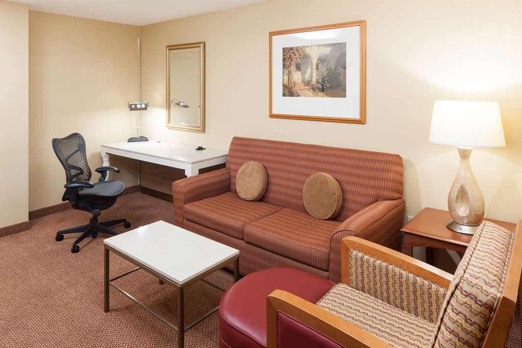Фото Hilton Garden Inn McAllen Airport
