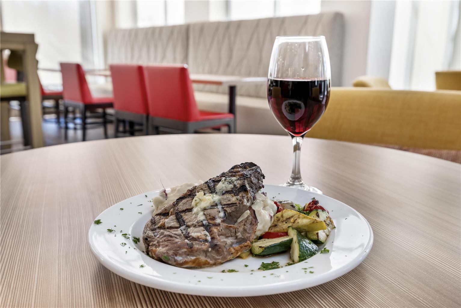 Фото Hilton Garden Inn Mystic/Groton