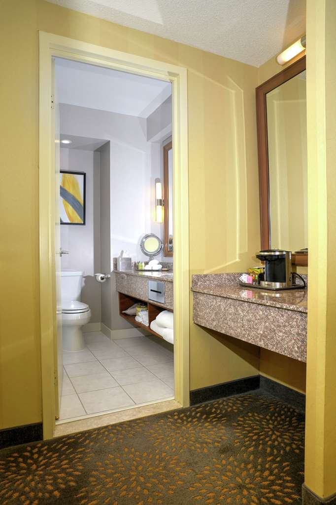 Фото DoubleTree by Hilton Hotel London Ontario