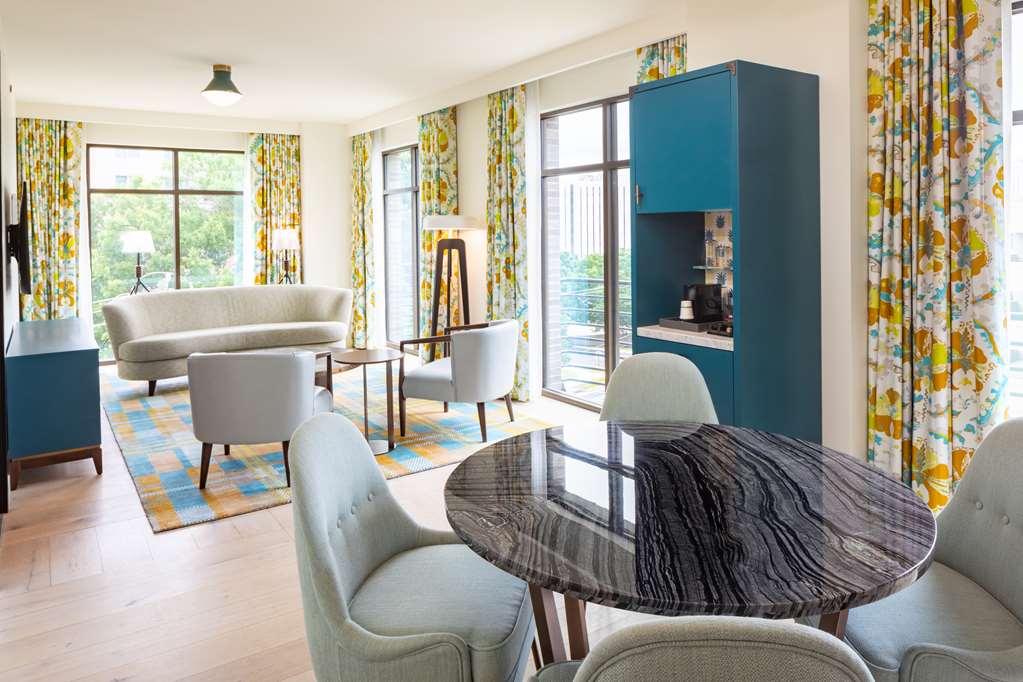 Фото Canopy by Hilton Charlotte Southpark