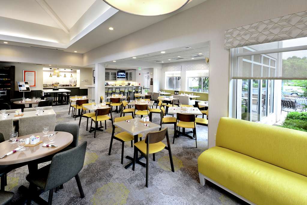 Фото Hilton Garden Inn Greensboro