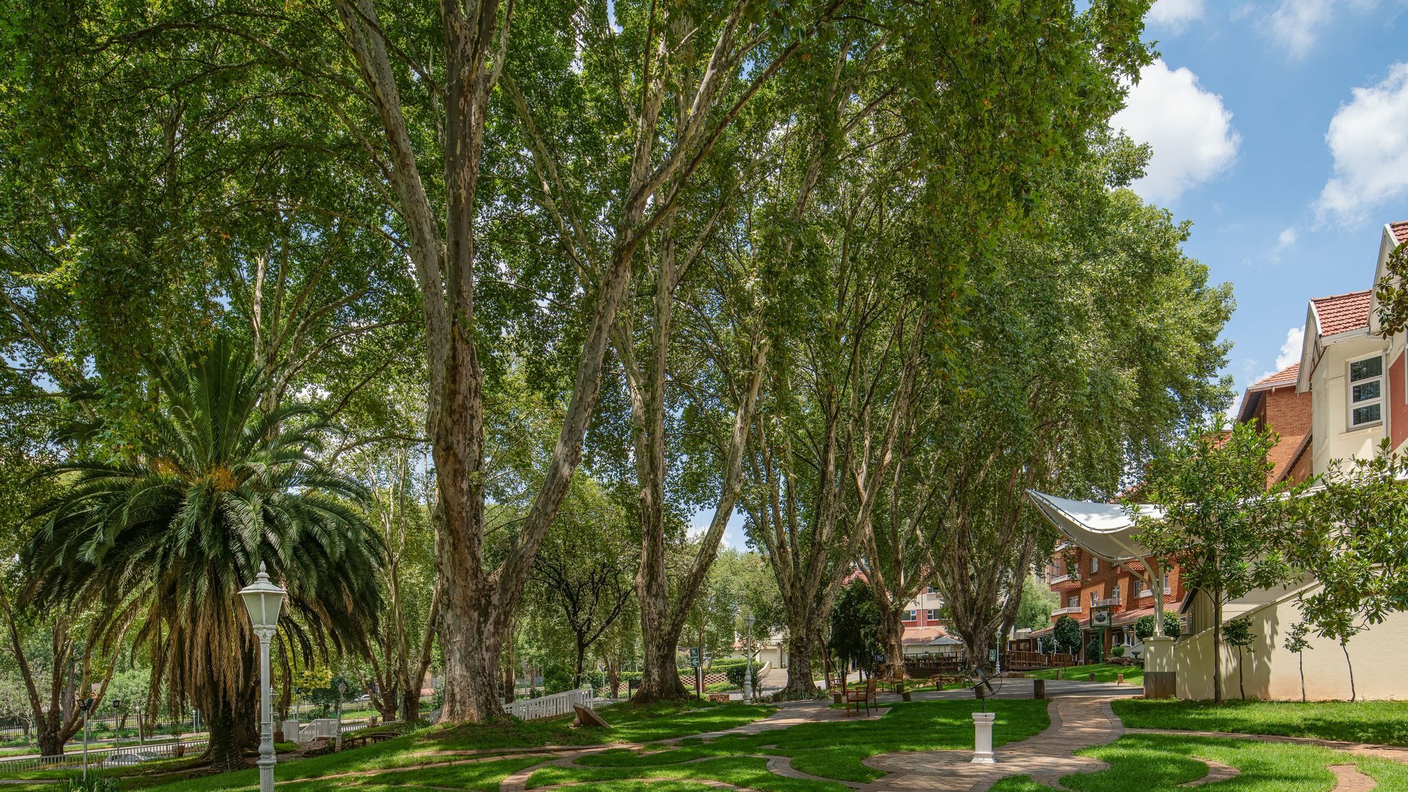 Фото Holiday Inn Johannesburg Sunnyside Park