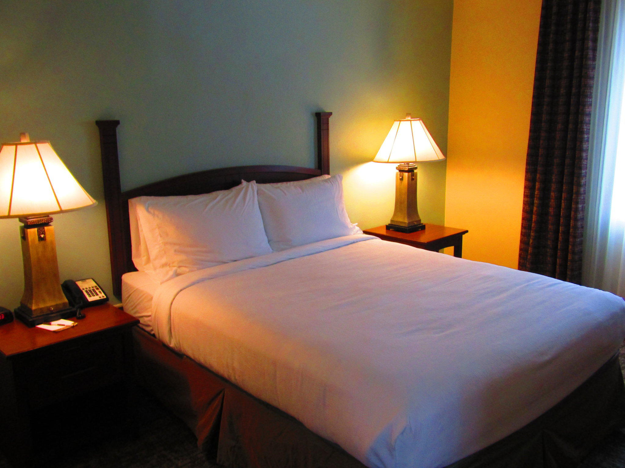 Фото Staybridge Suites Rochester University, an Ihg Hotel