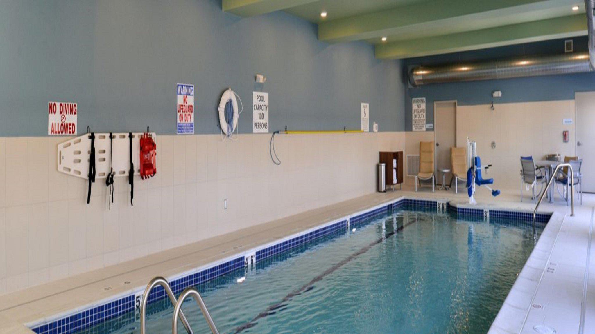 Фото Holiday Inn Express & Suites Southgate - Detroit Area, an Ihg Hotel
